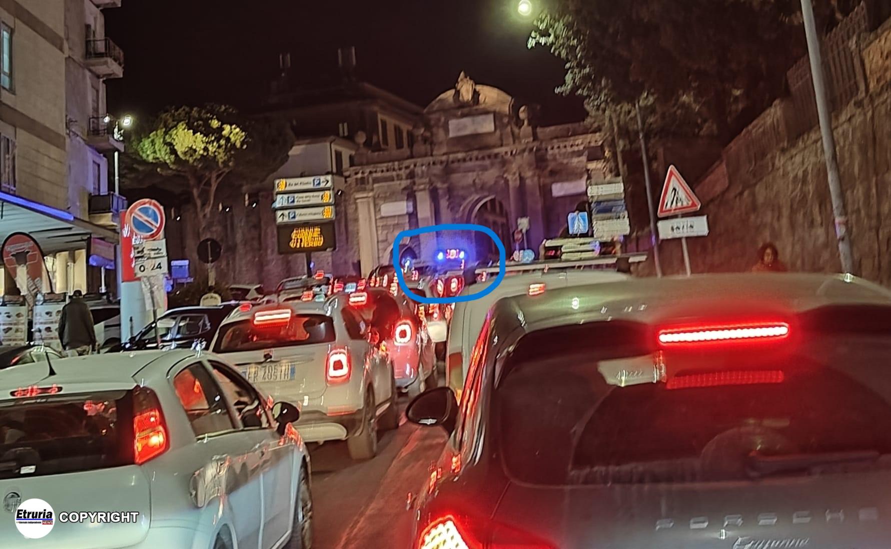 ambulanza traffico