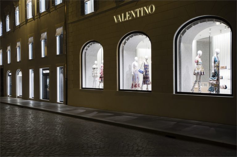 boutique valentino