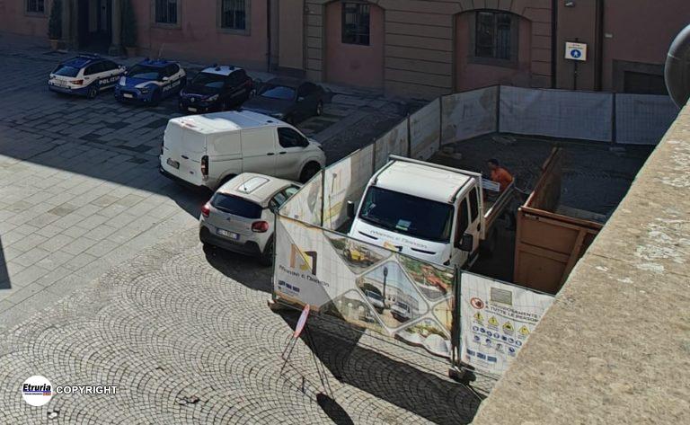 cantiere piazza del comune
