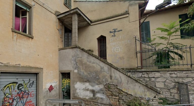 7788638_30180051_piazza_dante_18_confiscato_mafia