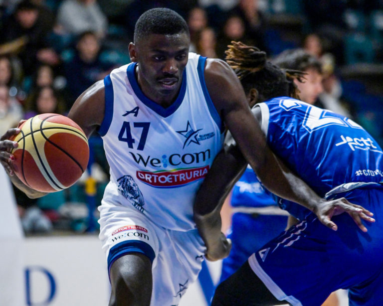 StellaAzzurraVT_JoelFokou