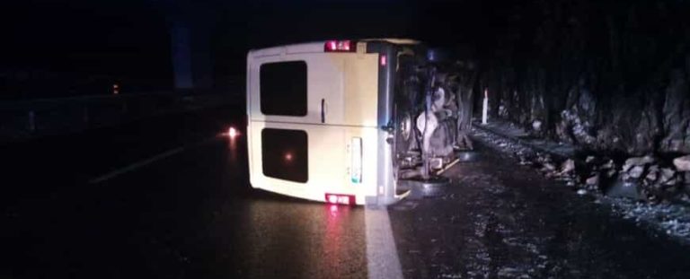 1mar18. furgone cappottato autostrada fernetti-2 (1)