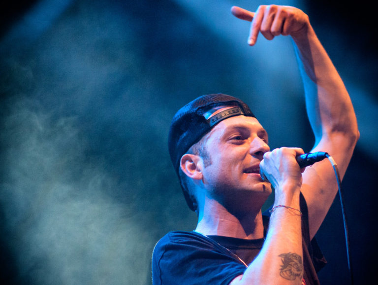 99 Posse e Clementino Arenile Reload