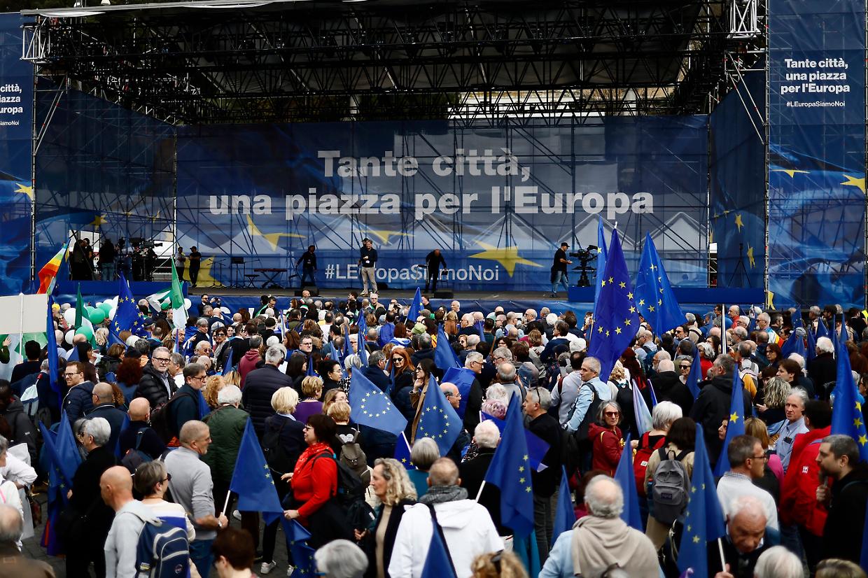 23215770_small-1742382571906.jpg--_una_piazza_per_l_europa__arriva_anche_a_bologna