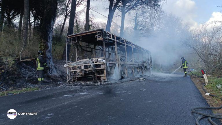 autobus incendio