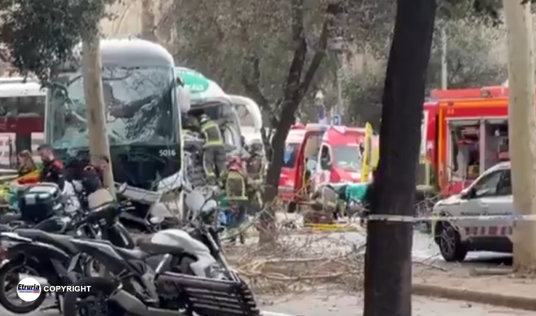 bus barcellona studenti italiani feriti