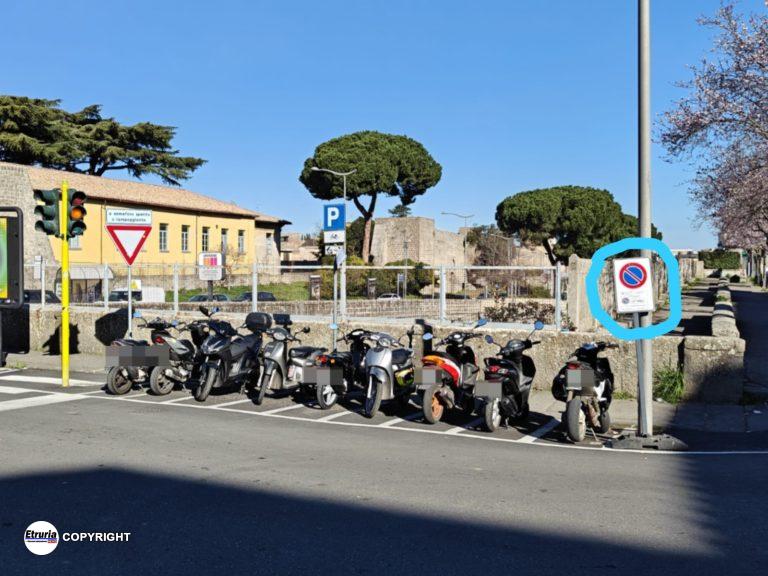 motorini divieto di sosta piazza crispi