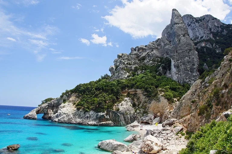 Cala_Coloritze_vom_Land.JPG