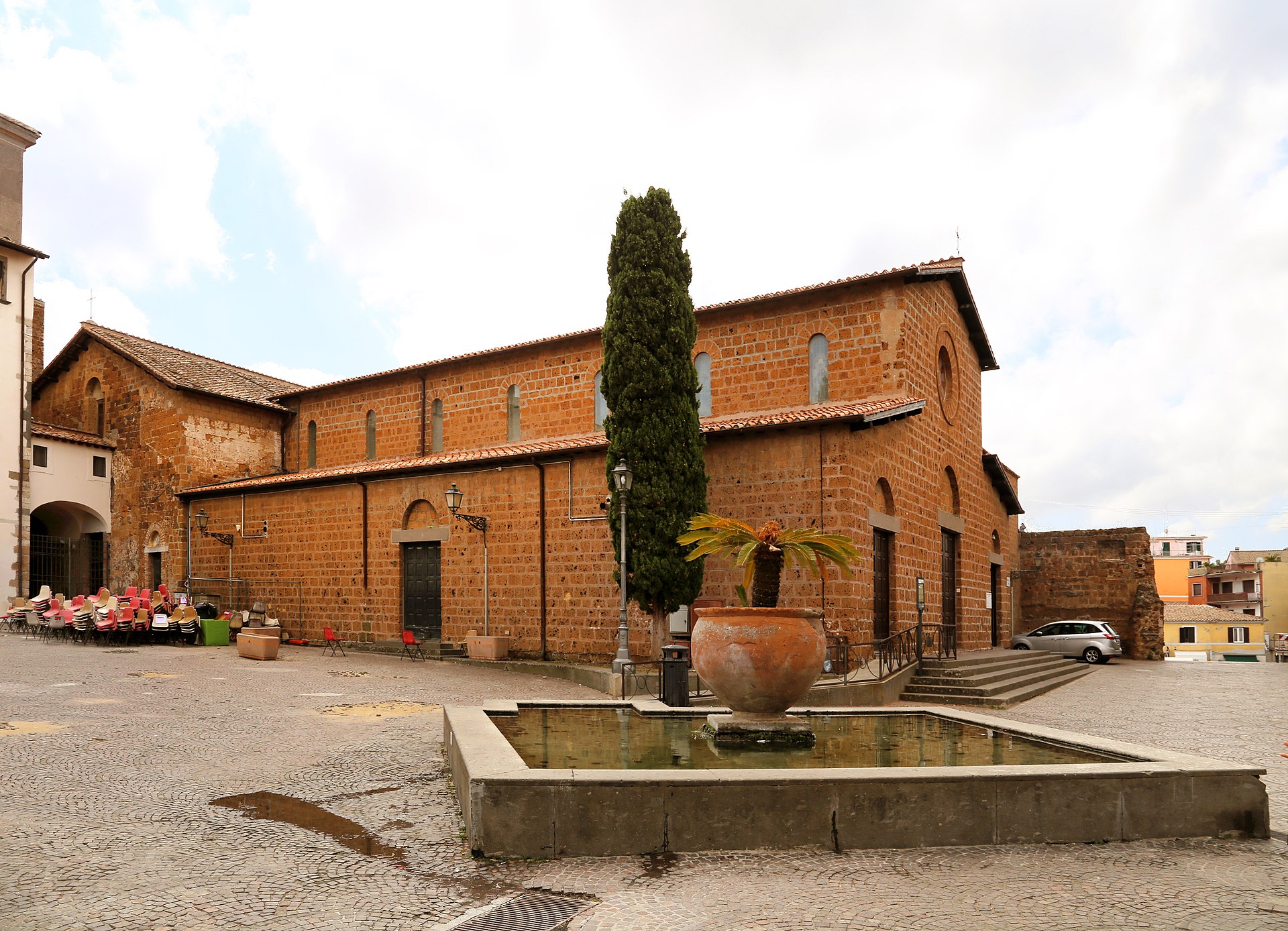 1920px-Cerveteri,_santa_maria_maggiore_01