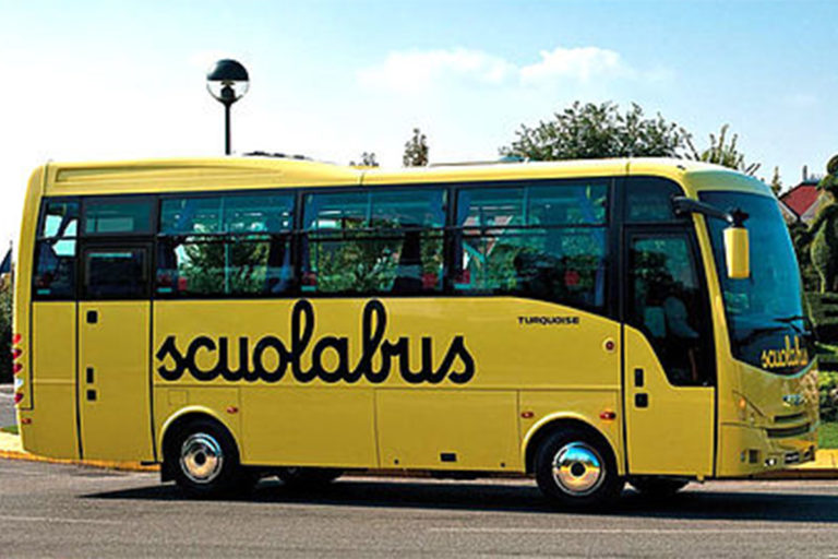 csm_scuolabus-trasporti-scuola-2022_a4079424a9 copia
