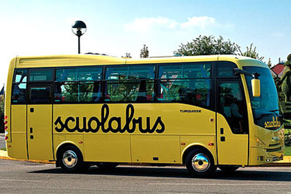 csm_scuolabus-trasporti-scuola-2022_a4079424a9 copia