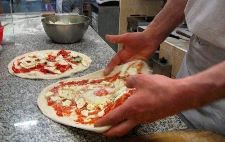 PIZZA2