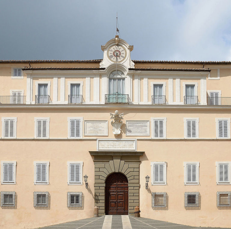Pontifical_Palace_(Castel_Gandolfo)