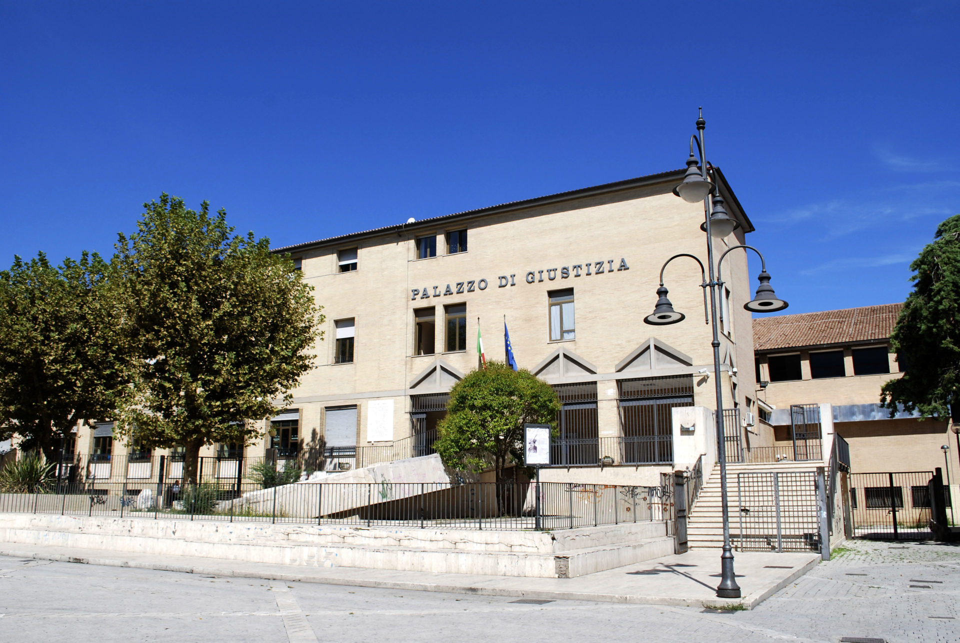 palazzo di giustizia di cassino