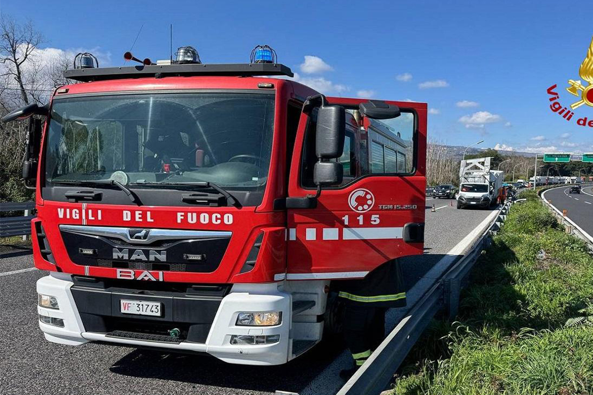 Incidente stradale A18 ME CT (1) copia