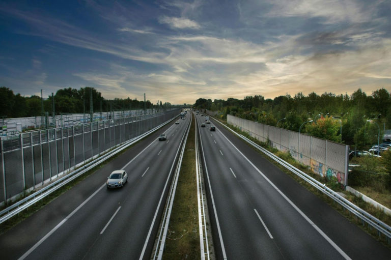 Segnali-di-allarme-da-non-ignorare-mai-sulla-tua-auto2