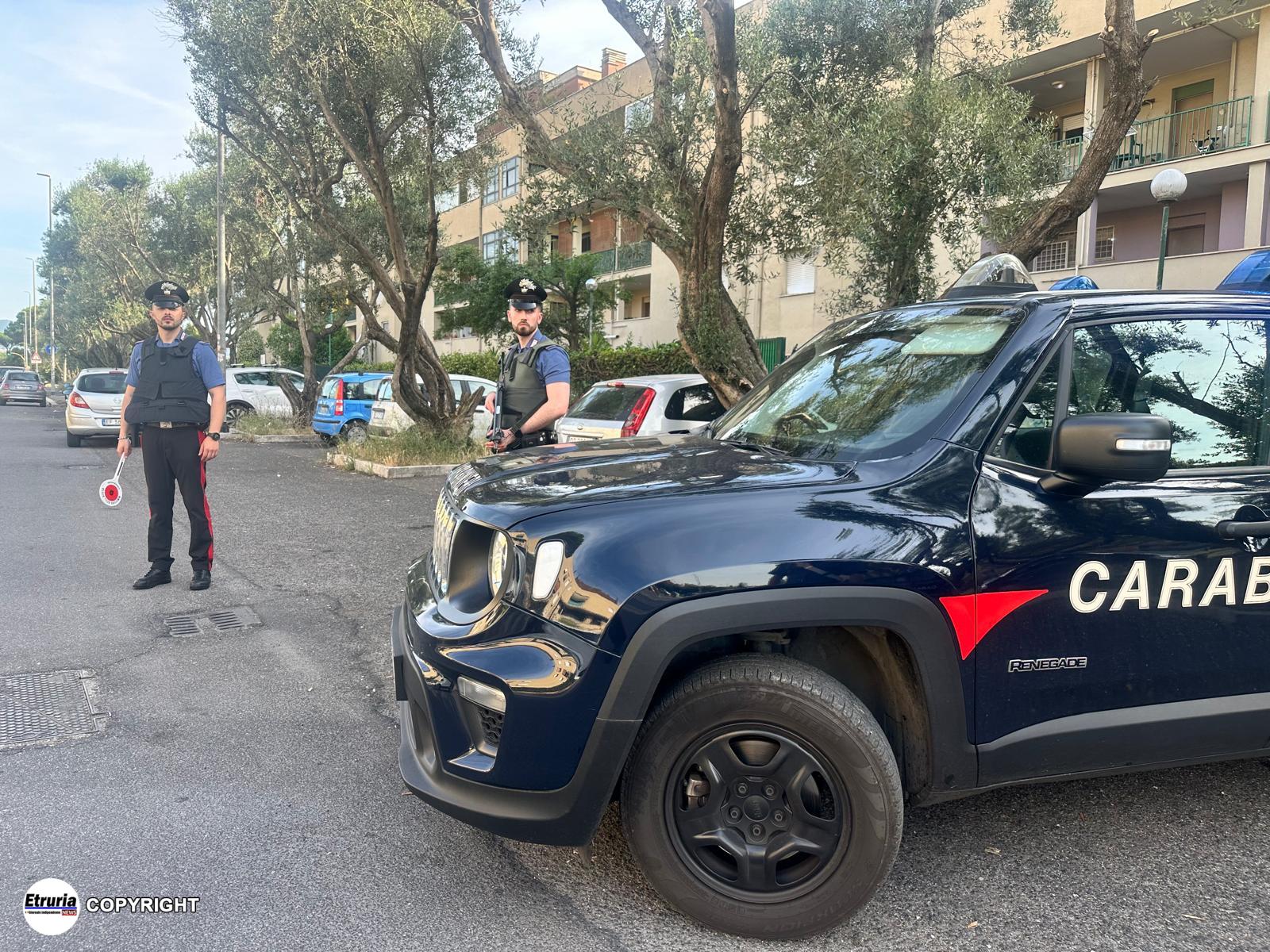 TIVOLI - I Carabinieri durante i controlli