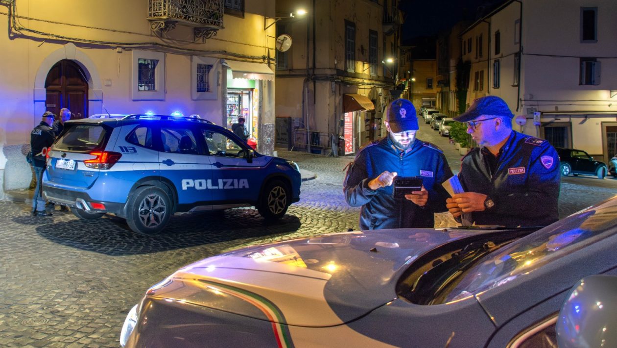 polizia viterbo notte 2