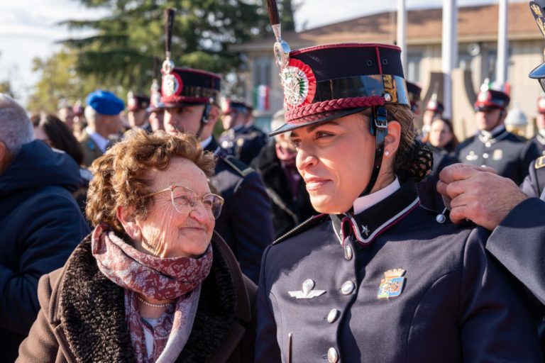 10.UnMarescialloconifamiliari