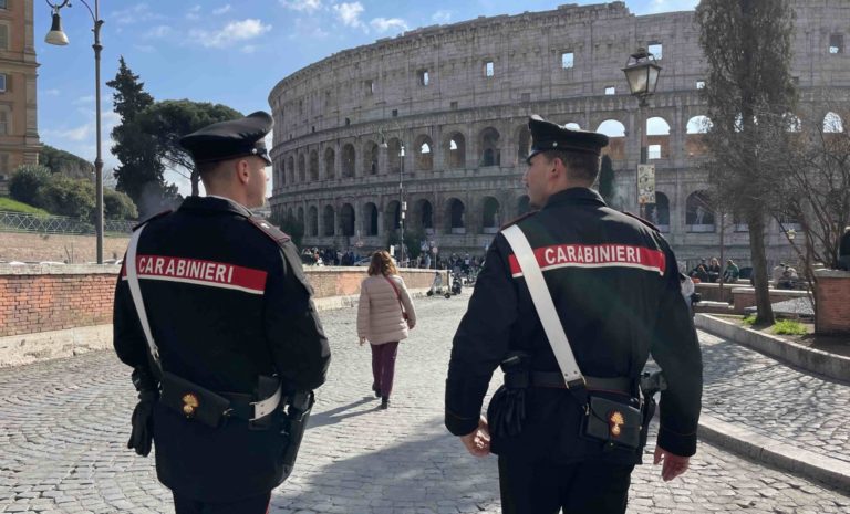 CENTRO - Controlli dei Carabinieri nel centro storico e in zona Termini (1)