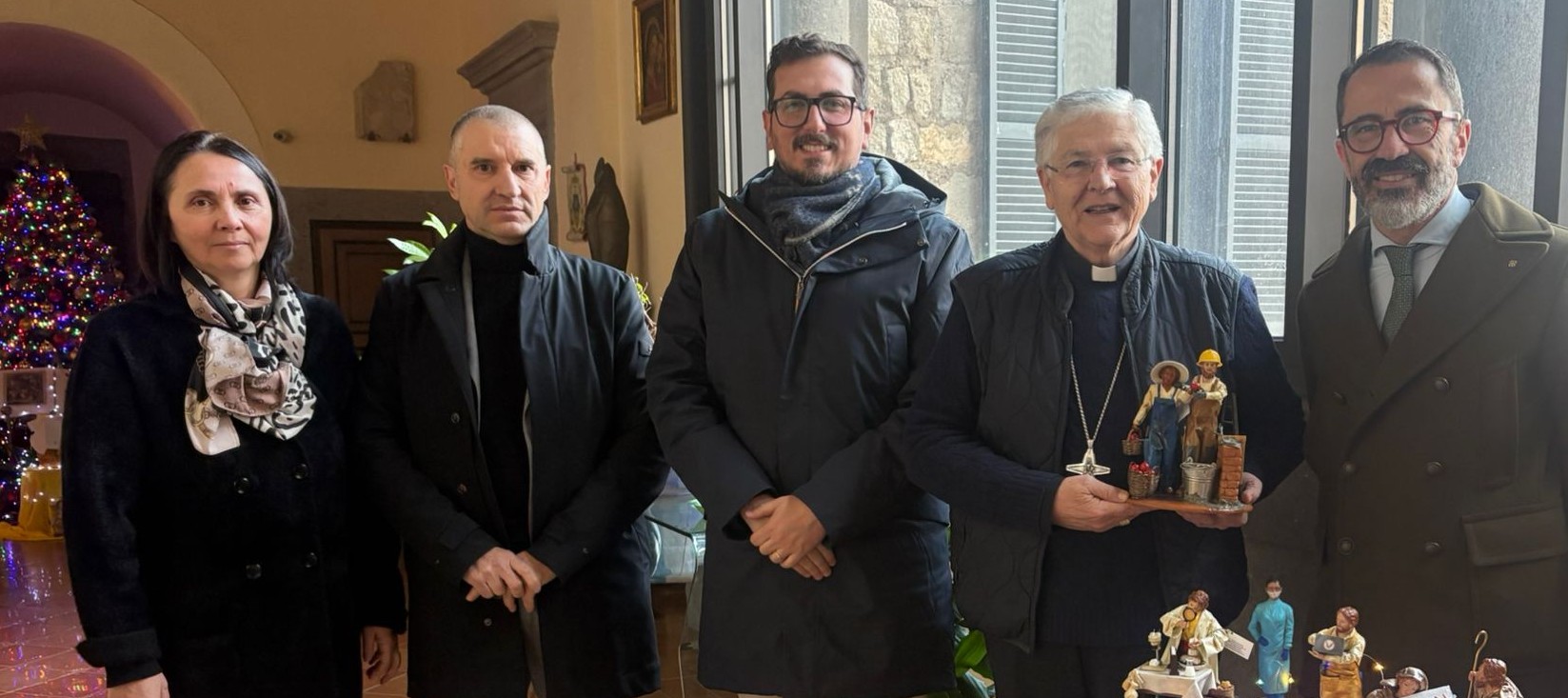 Consegna statuina presepe 2025__ (6)