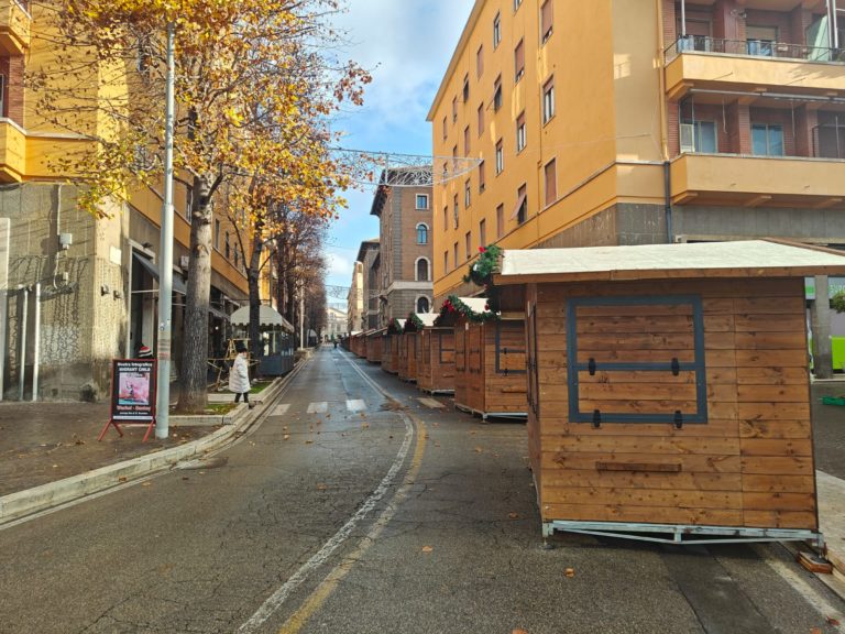 mercatino natale viterbo 2025
