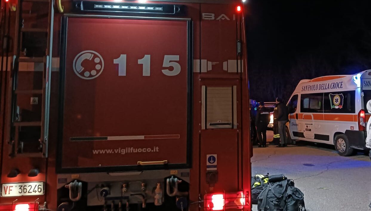 vigili del fuoco cerveteri notte e1782300364828