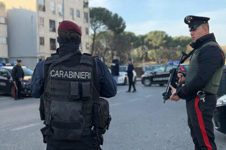 FRASCATI - I Controlli a Tor Bella Monaca (1)