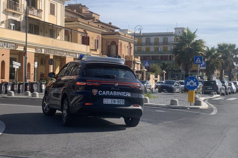 OSTIA - I controlli dei Carabinieri sul litorale (2)