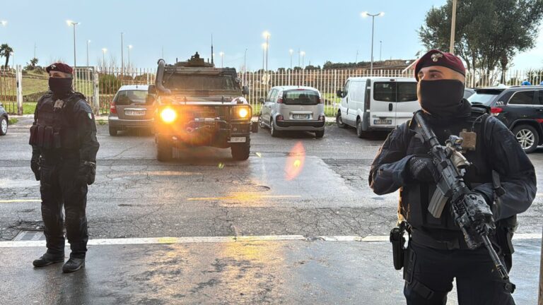 OSTIA - Le operazioni dei Carabinieri (3)