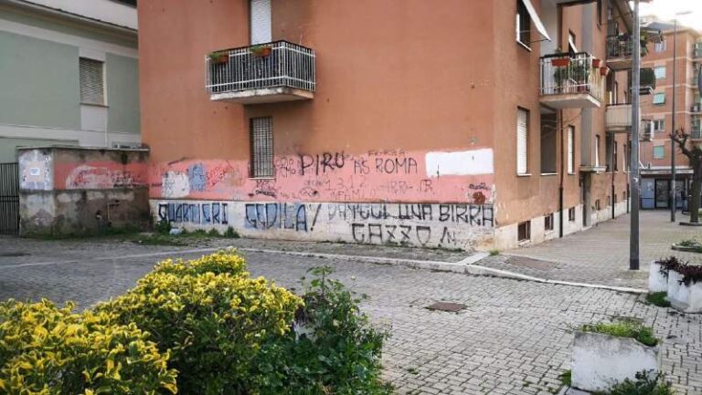 piazzale-gedila-vandali-3