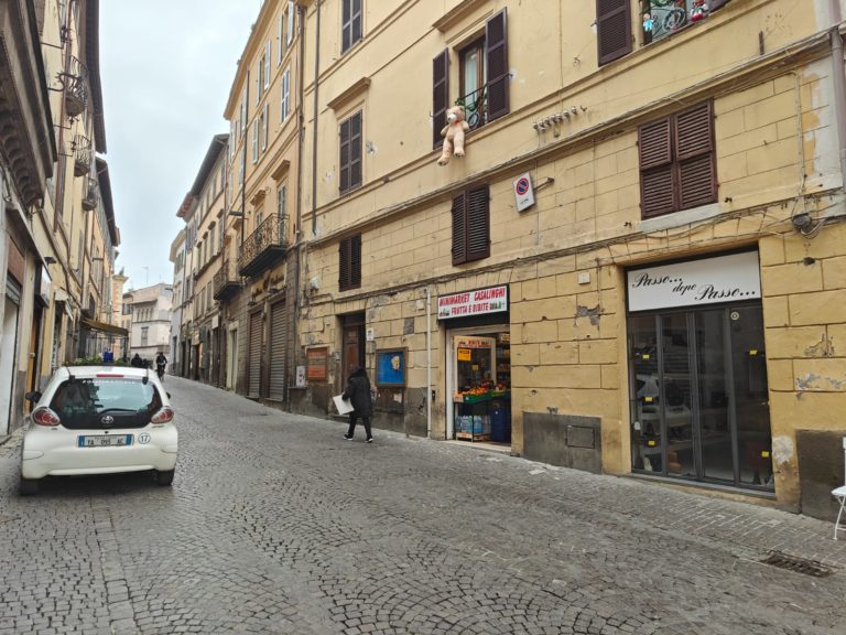 via roma viterbo