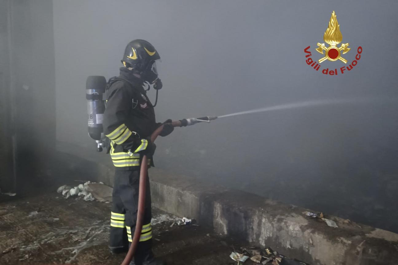 vigili del fuoco incendio