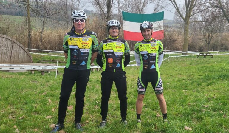 Mtbsan 04022026 Bagnoli, Gori e Tempestini prima della partenza del Camp. Naz. a Fermo
