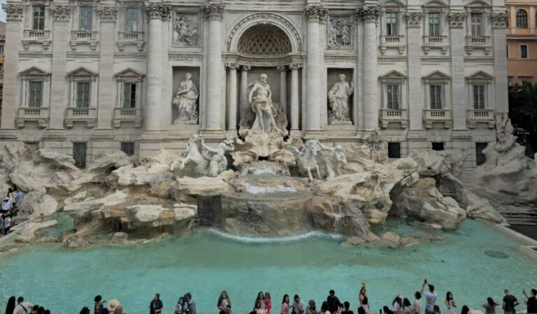 fontana di trevi