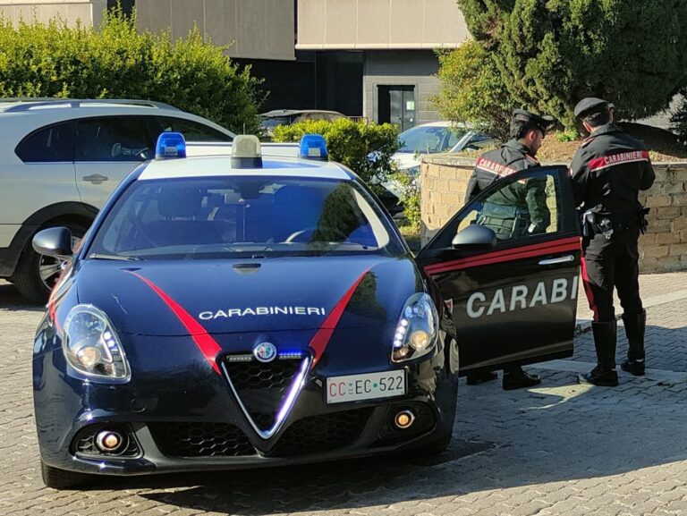NRM - I Carabinieri intervenuti in viale Togliatti