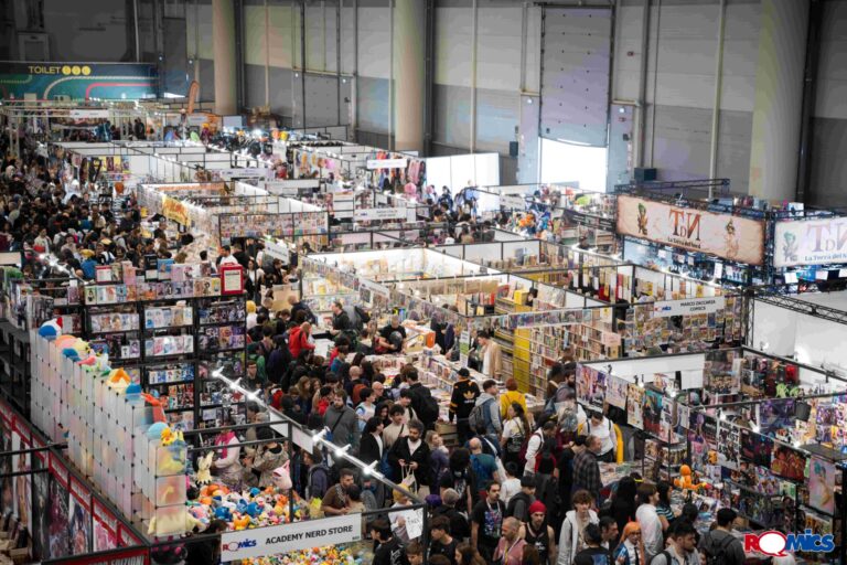 Romics_pubblico stand