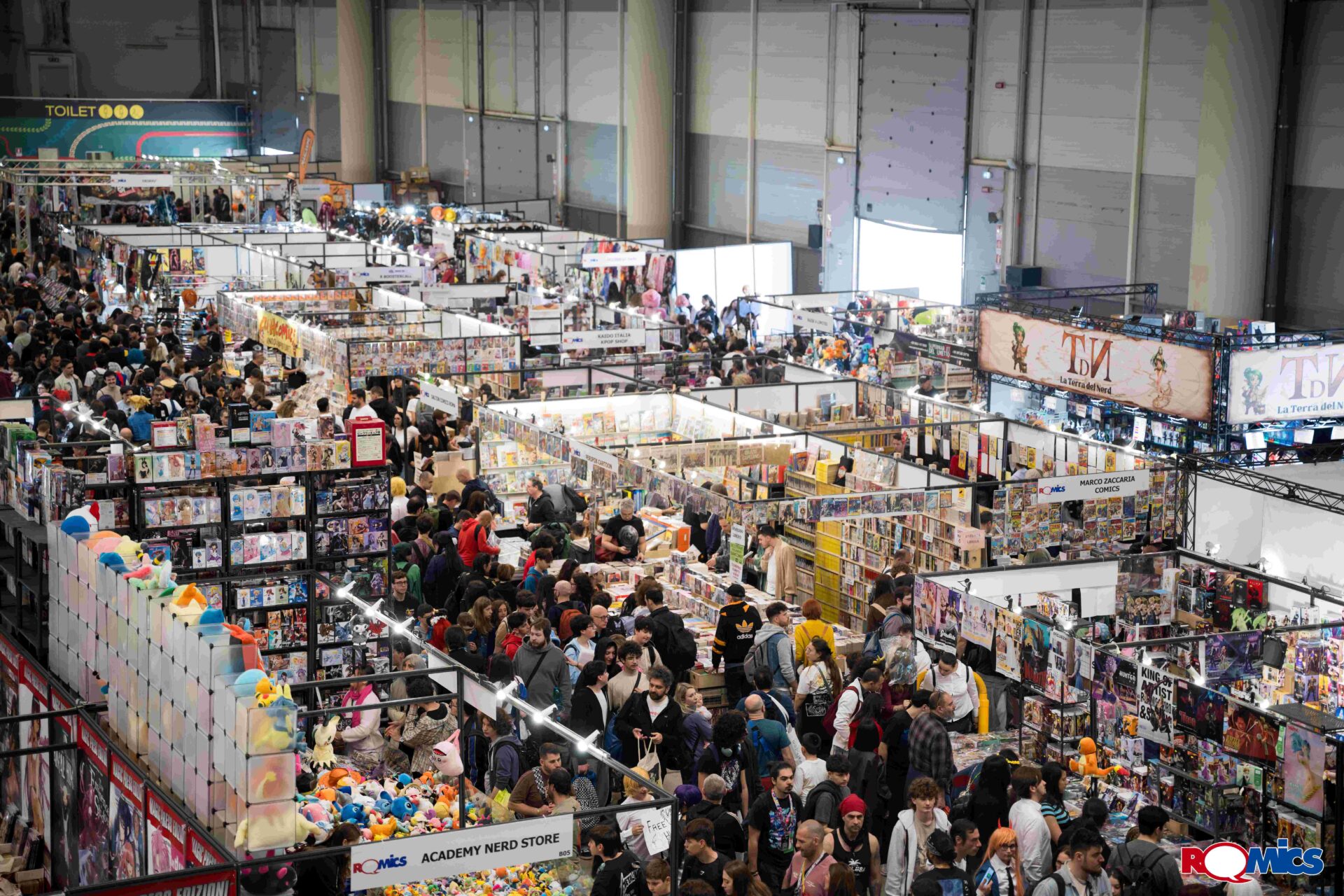 Romics_pubblico stand