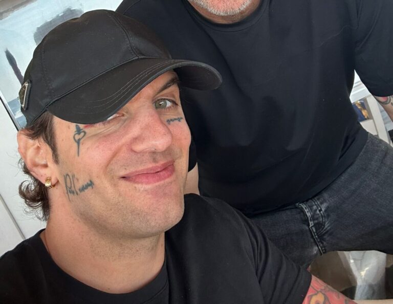Stefano Quartieri con il cantante romano Achille Lauro