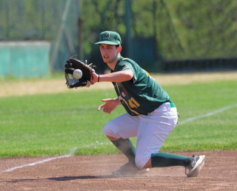 Andrea Tabarrini in 3base