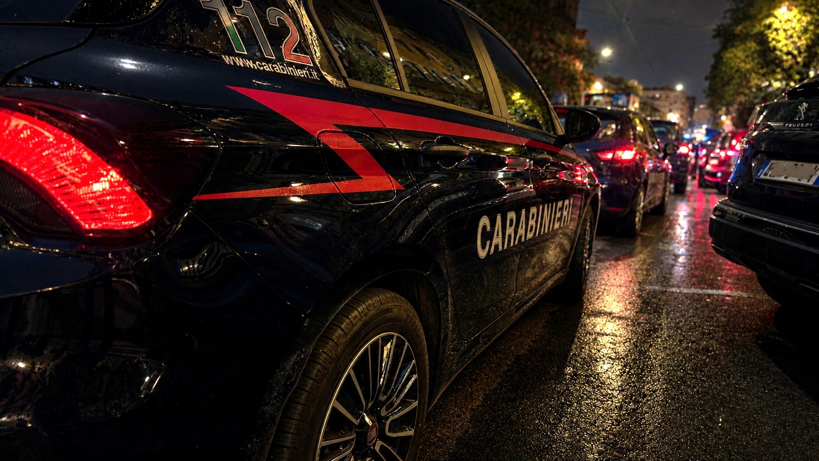 PIAZZA DANTE - I Carabinieri intervenuti