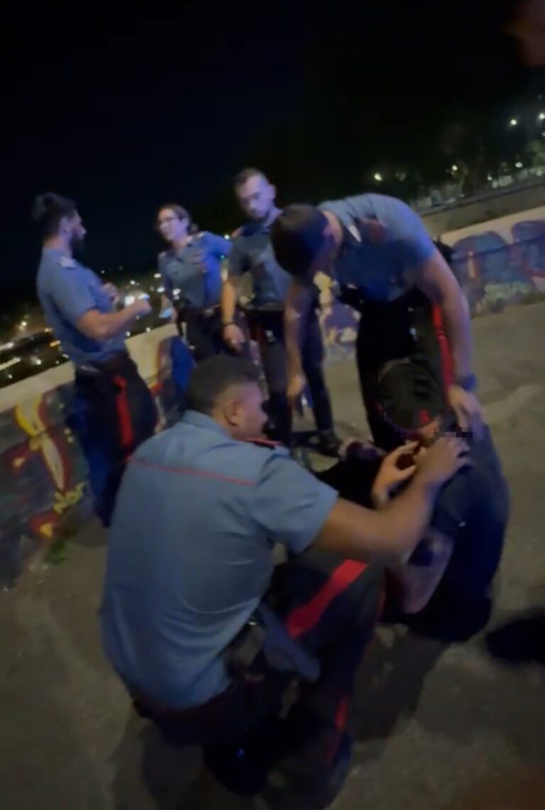 PROVINCIALE - I Carabinieri intervenuti sul Ponte Garibaldi (2)