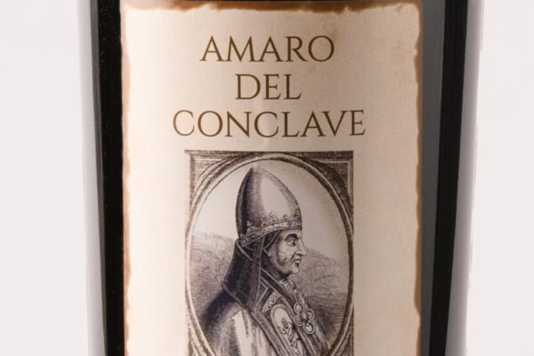 amaro del conclave ritagliata e1781096391605