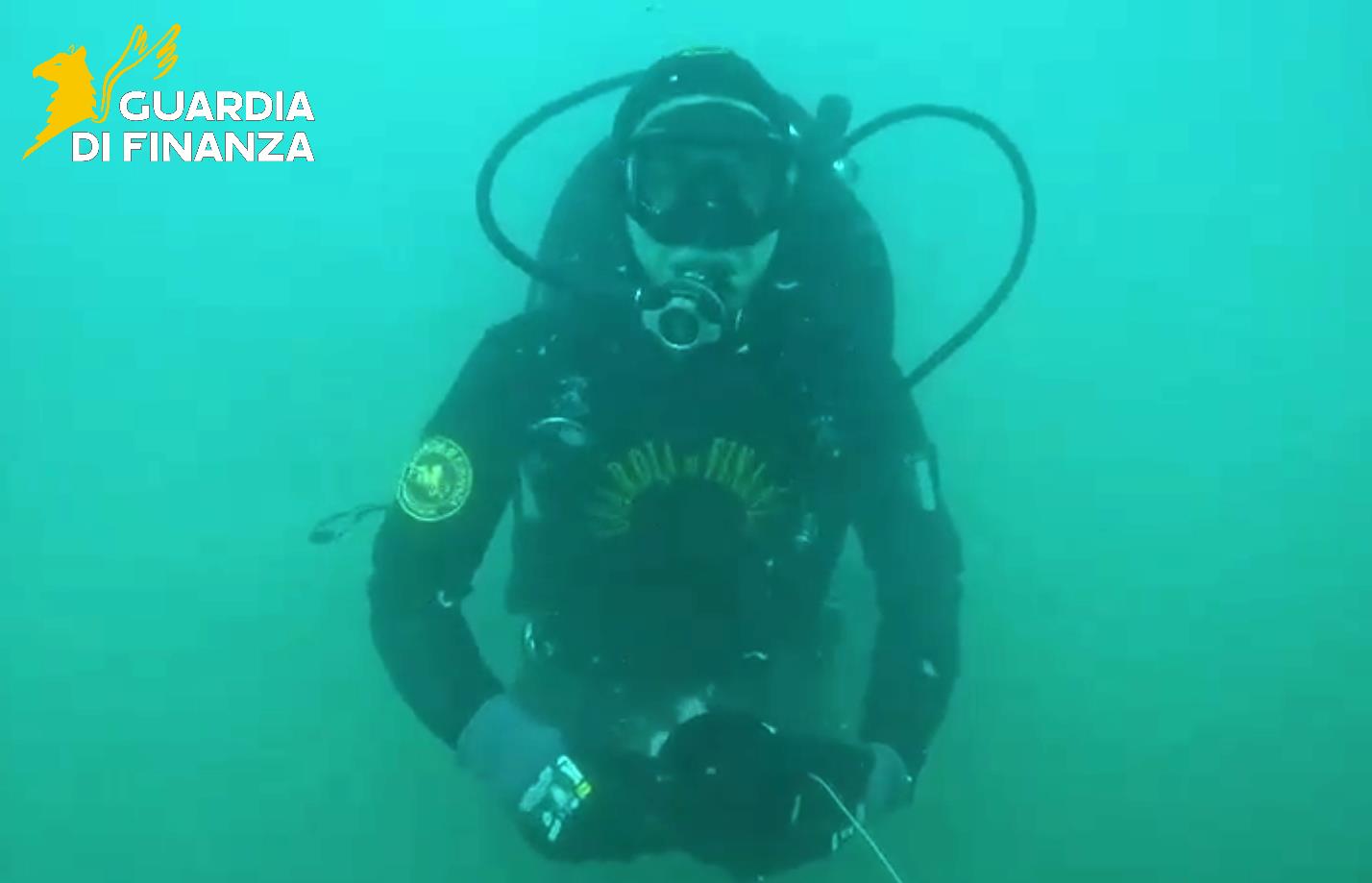 Civitavecchia - Esplode mina della Seconda guerra mondiale trovata davanti alla Frasca: pesava 200 chili (FOTO e VIDEO) 6 bomba1