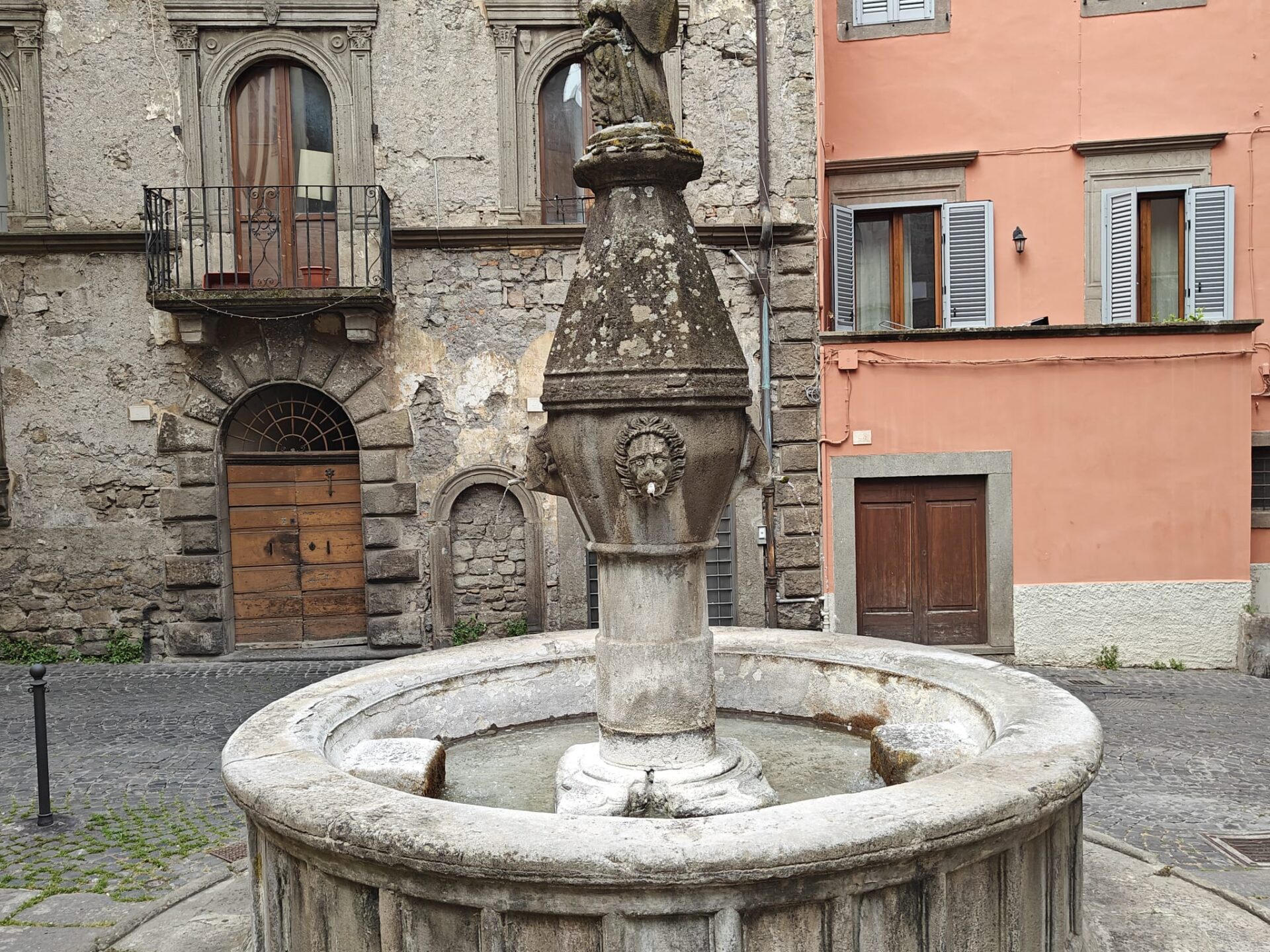 piazza della crocetta 2