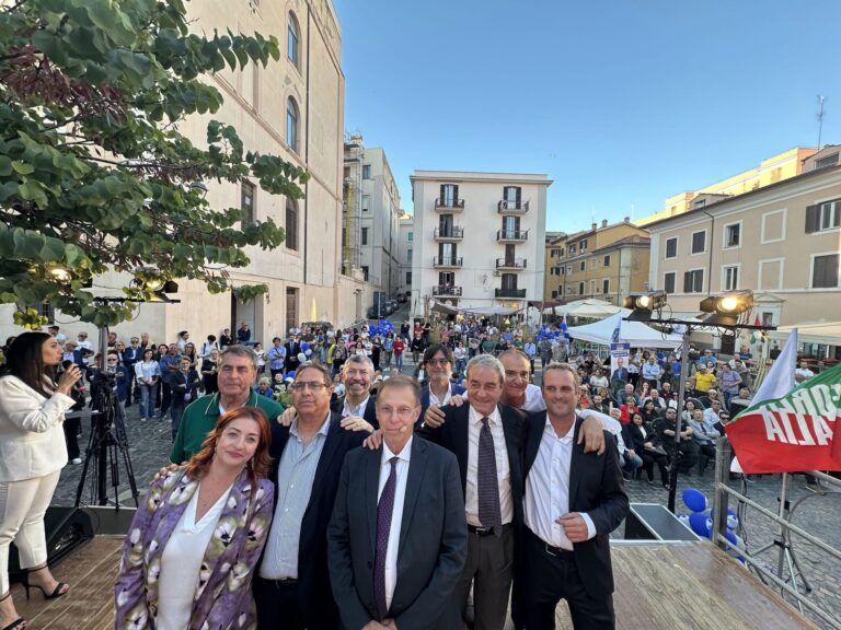 tutti col pd