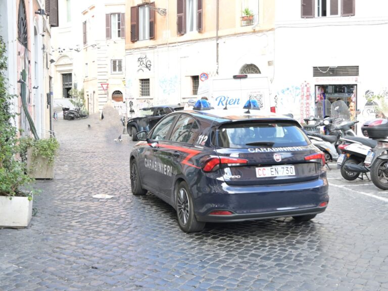 TRASTEVERE - I Carabinieri della Compagnia Trastevere (2)