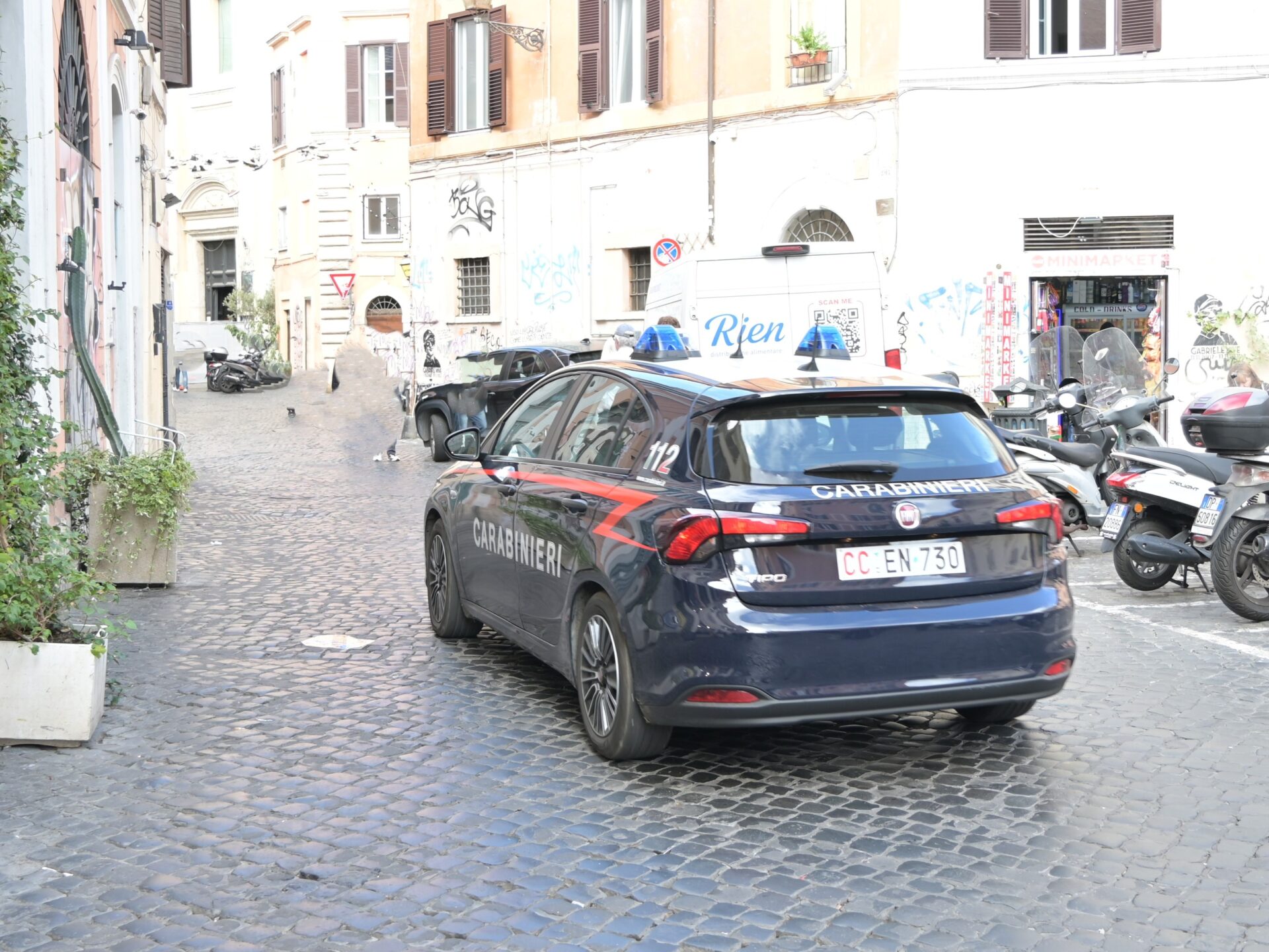 TRASTEVERE - I Carabinieri della Compagnia Trastevere (2)