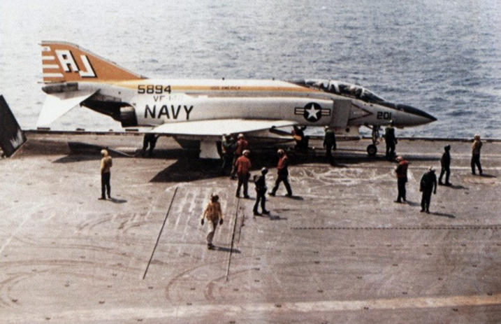 L’ala recuperata nel Golfo di Gaeta potrebbe appartenere a un Phantom precipitato nel 1974 2 fantom usa