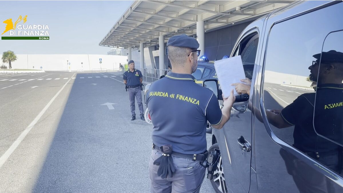 gdf controlli ncc porto civitavecchia